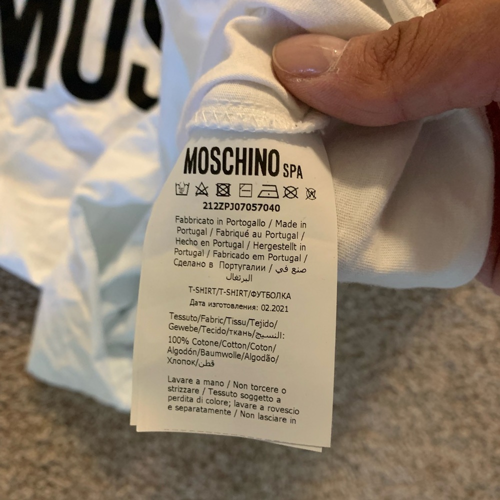 Moschino T-shirt